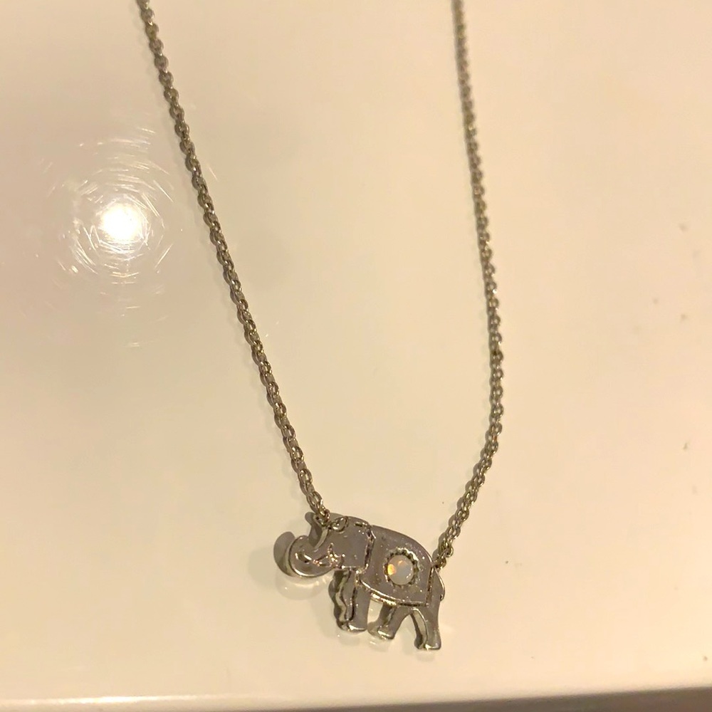 💎Adorable elephant 🐘 charm necklace🖤